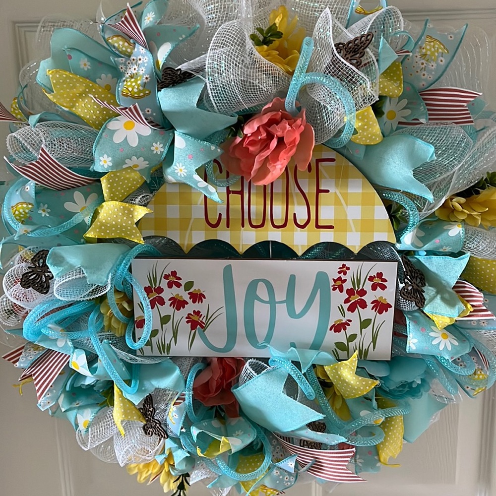 Choose Joy Wreath